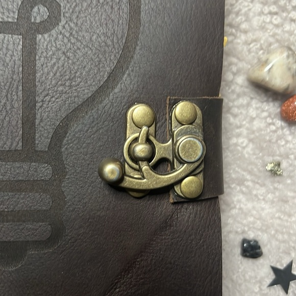 Hand Crafted OOAK Unique Vintage Leather Journal With Antique Deckle Edge Paper - Picture 4 of 12